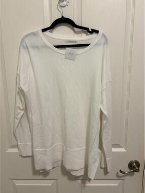 Staccato White Long Sleeve Sweater Large
